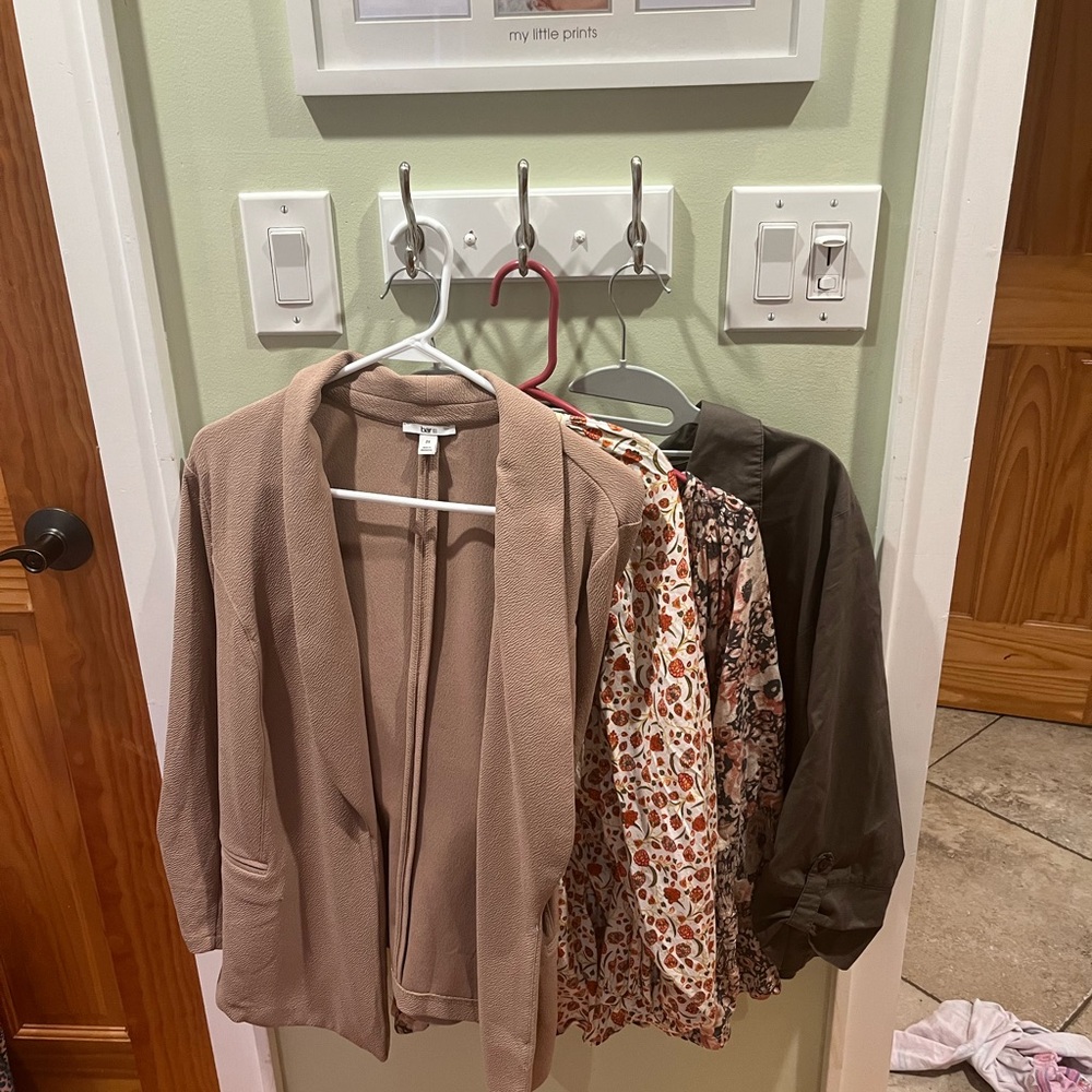 2X Tan Blazer, floral blouses, army green button down work bundle